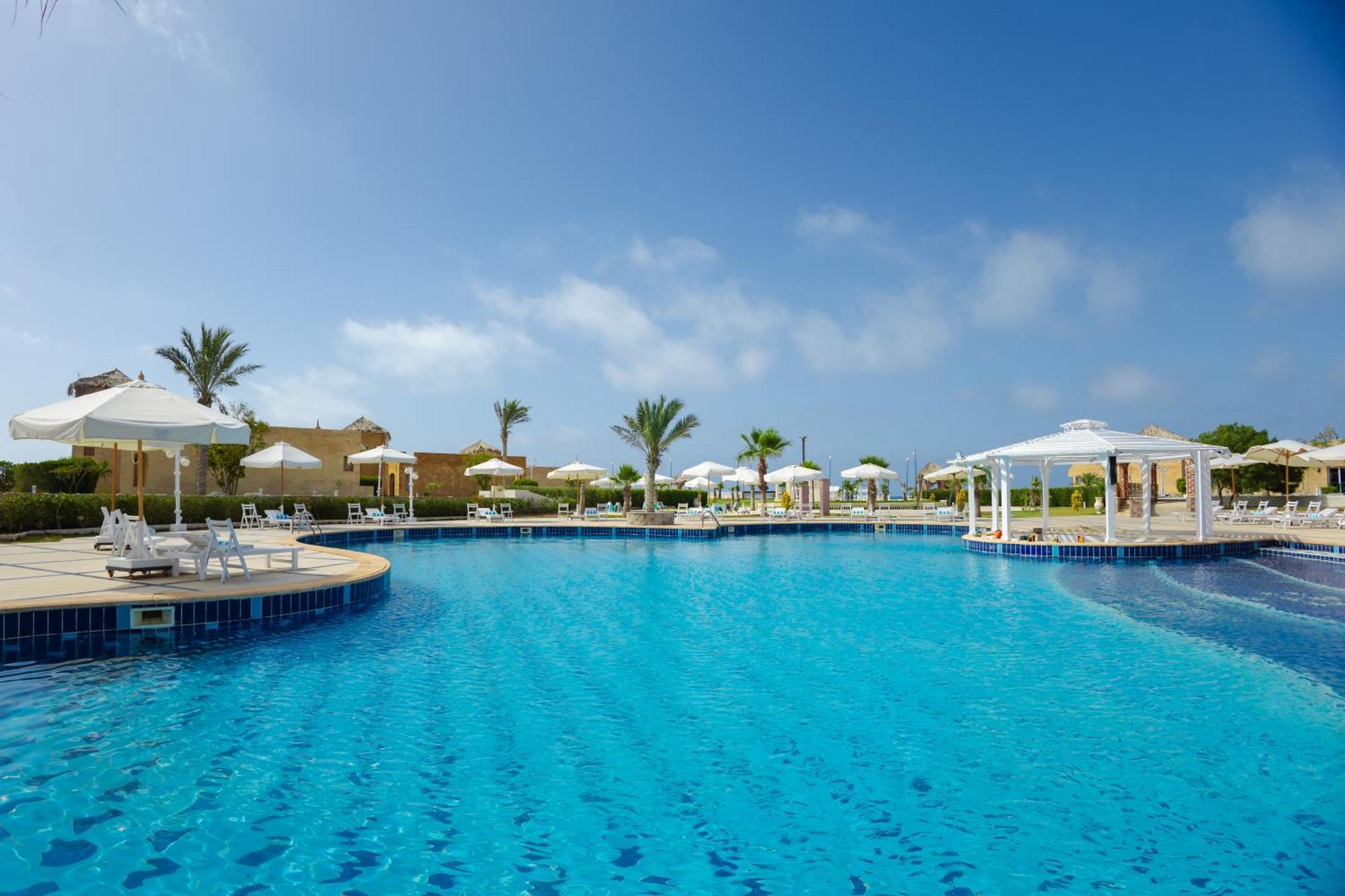 Grand Waha Resort 马特鲁港 外观 照片