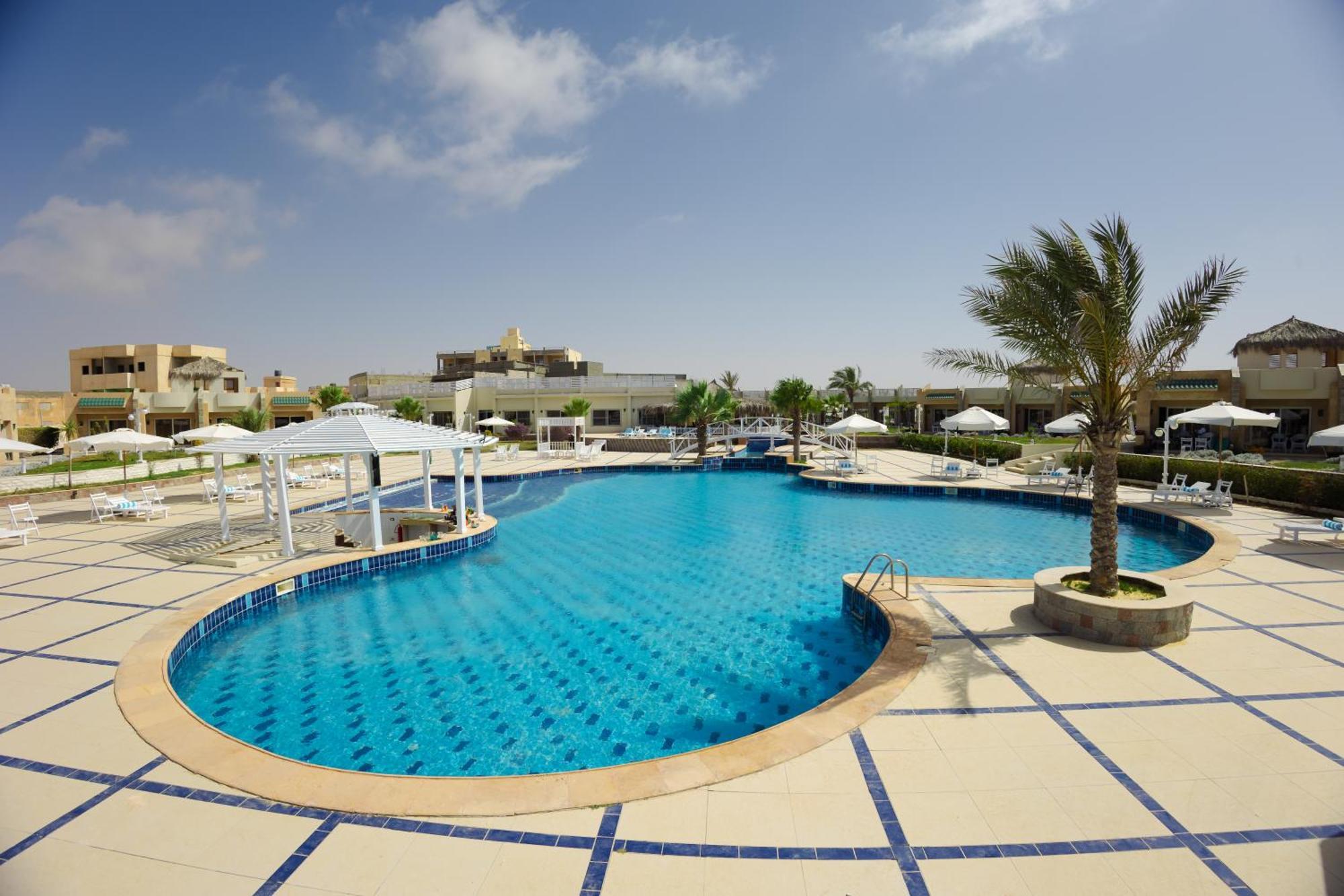 Grand Waha Resort 马特鲁港 外观 照片